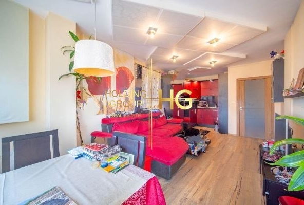 Тристаен апартамент в Варна, Бриз - 105 кв.м за 1476 €/кв.м - Снимка #1