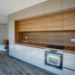 Дава се под наем Тристаен апартамент в Пловдив, Младежки Хълм - 126 кв.м за 330000 € - Снимка #1