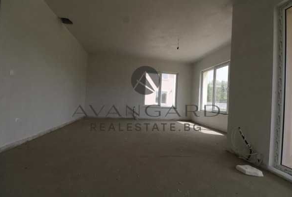 Къща в Пловдив, Коматево - 222 кв.м за 1397 €/кв.м - Снимка #1