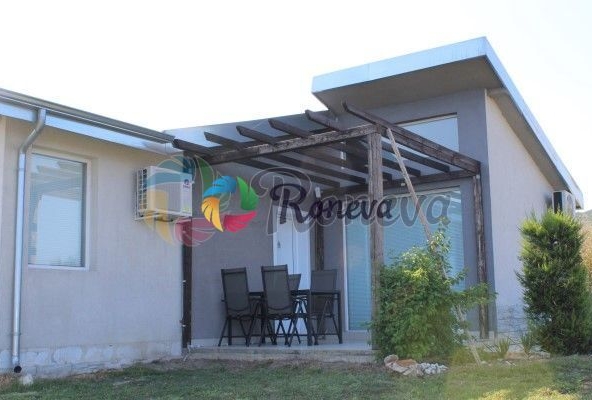 Къща в с. Рогачево, Област Добрич - 55 кв.м за 1651 €/кв.м - Снимка #1