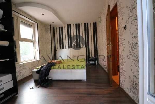 Къща в Пловдив, Център - 160 кв.м за 3125 €/кв.м - Снимка #1