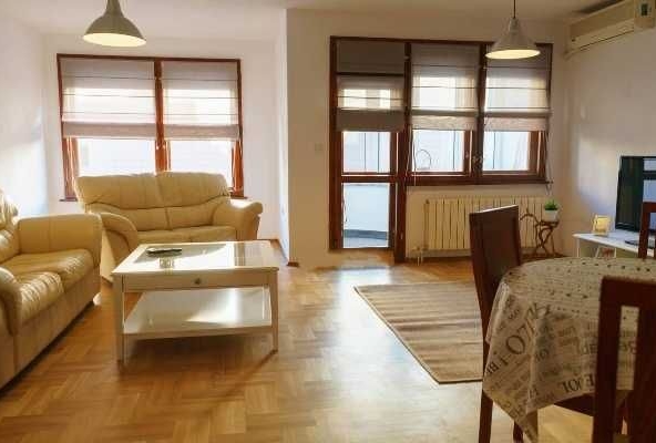 Тристаен апартамент в Пловдив, Център - 108 кв.м за 1866 €/кв.м - Снимка #1