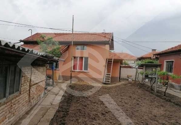 Къща в с. Градина, Област Пловдив - 100 кв.м за 870 €/кв.м - Снимка #1