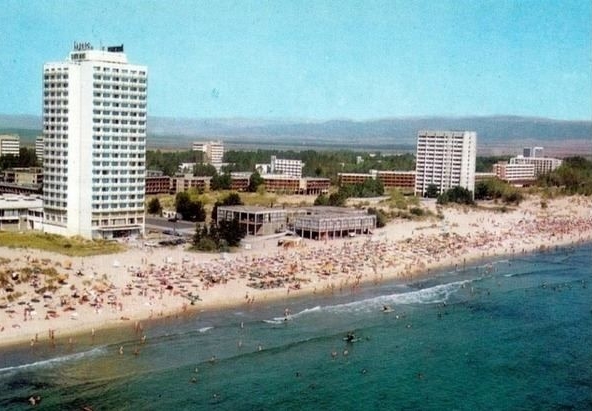 Едностаен апартамент в к.к. Слънчев бряг - 44 кв.м за 1478 €/кв.м - Снимка #1