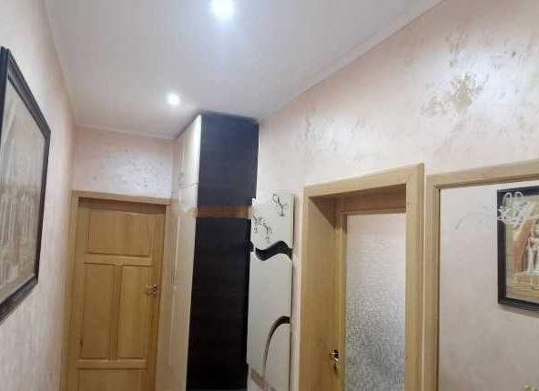 Дава се под наем Двустаен апартамент в Пловдив, Кючук Париж - 60 кв.м за 105000 € - Снимка #1