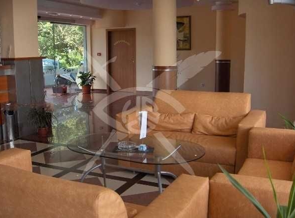 Хотел в с. Лозенец, Област Бургас - 3458 кв.м за 384 €/кв.м - Снимка #1