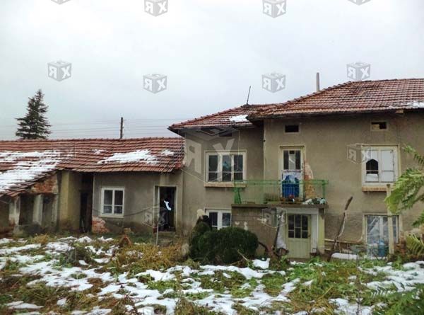 Къща в с. Бутово, Област Велико Търново - 112 кв.м за 87 €/кв.м - Снимка #1