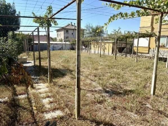 Парцел в Хисаря - 515 кв.м за 107 €/кв.м - Снимка #1