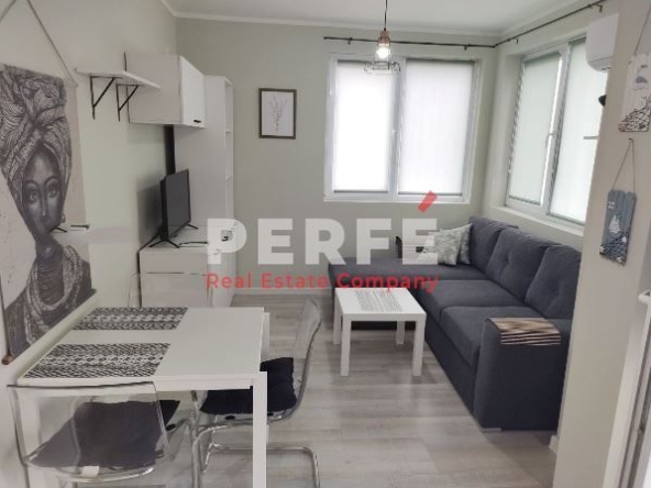 Дава се под наем Двустаен апартамент в Бургас, Меден рудник - зона А - 65 кв.м за 330.99 € - Снимка #1