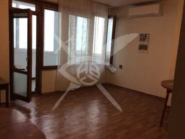 Тристаен апартамент в Пловдив, Център - 109 кв.м за 2111 €/кв.м - Снимка #1