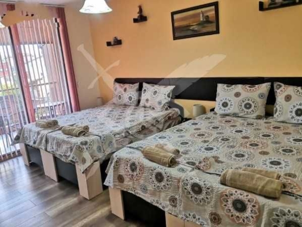 Хотел в Царево - 360 кв.м за 598 €/кв.м - Снимка #1