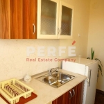 Дава се под наем Тристаен апартамент в Бургас, Център - 75 кв.м за 331.5 € - Снимка #1