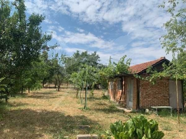 Парцел в с. Горна махала, Област Пловдив - 1045 кв.м за 29 €/кв.м - Снимка #1