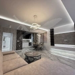 Тристаен апартамент в Пловдив, Остромила - 120 кв.м за 1959 €/кв.м - Снимка #1