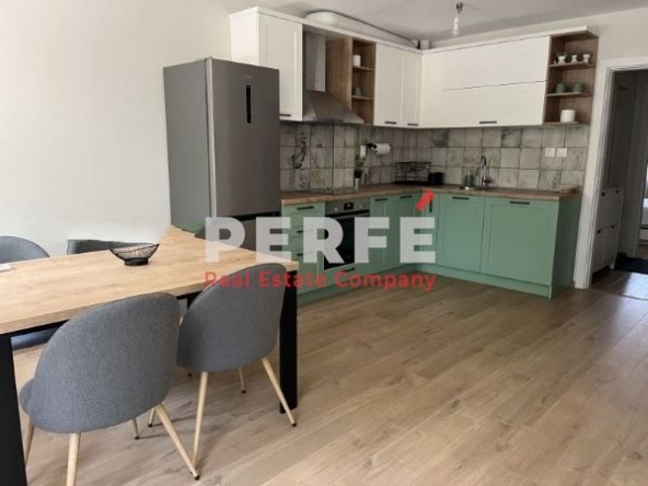 Дава се под наем Двустаен апартамент в Бургас, Център - 65 кв.м за 540 € - Снимка #1