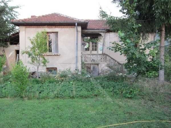 Къща в с. Тополово, Област Пловдив - 158 кв.м за 431 €/кв.м - Снимка #1