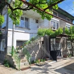 Дава се под наем Етаж от къща в с. Войводиново, Област Пловдив - 80 кв.м за 275 € - Снимка #1