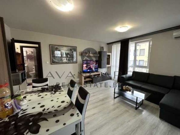 Тристаен апартамент в Пловдив, Кършияка - 100 кв.м за 1581 €/кв.м - Снимка #1