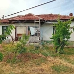 Къща в с. Правище, Област Пловдив - 71 кв.м за 705 €/кв.м - Снимка #1