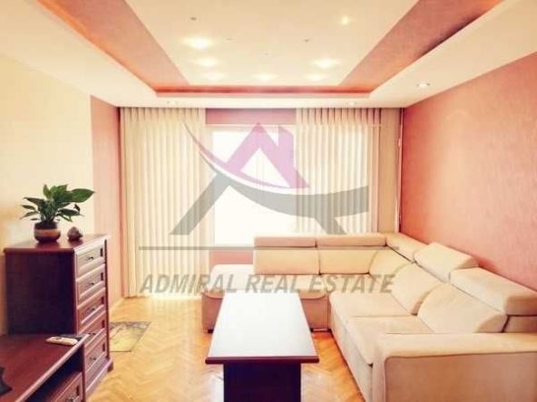 Дава се под наем Двустаен апартамент в Варна, Цветен квартал - 71 кв.м за 450 € - Снимка #1