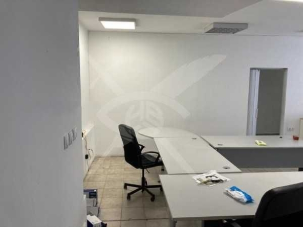 Дава се под наем Офис в Пловдив, Кючук Париж - 110 кв.м за 900 € - Снимка #1