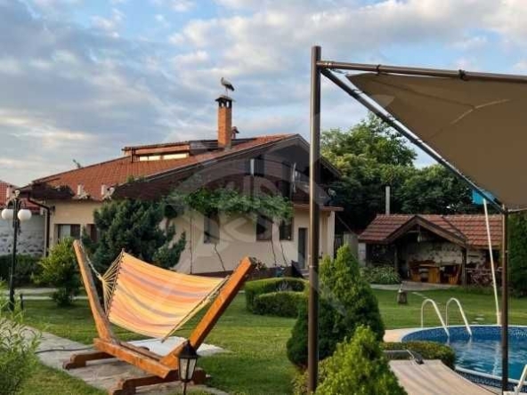 Къща в с. Васил Левски, Област Пловдив - 150 кв.м за 2334 €/кв.м - Снимка #1