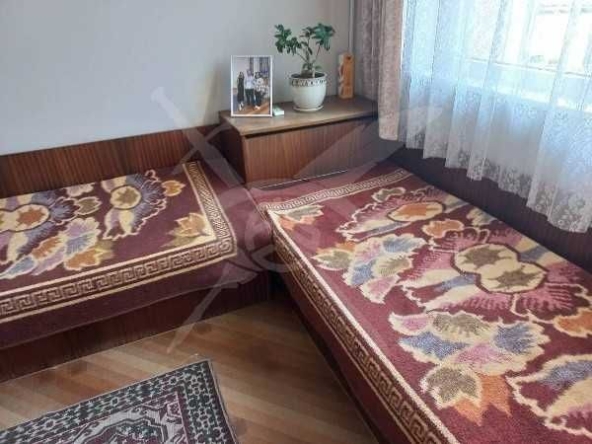 Тристаен апартамент в Пловдив, Център - 76 кв.м за 1309 €/кв.м - Снимка #1