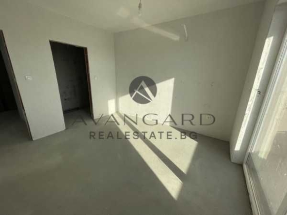 Двустаен апартамент в Пловдив, Тракия - 90 кв.м за 978 €/кв.м - Снимка #1