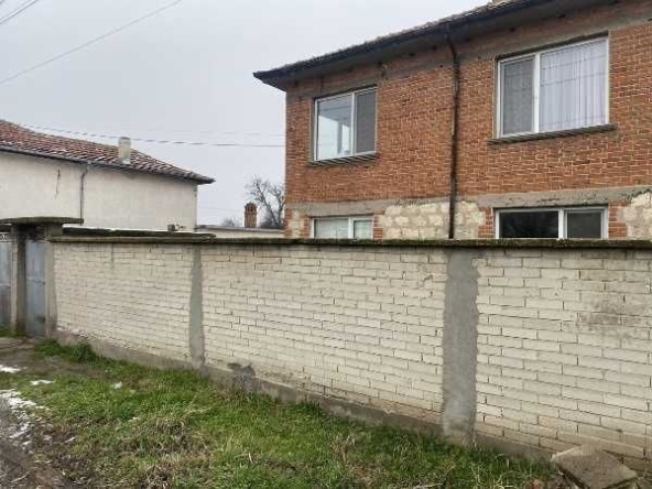 Къща в с. Милево, Област Пловдив - 184 кв.м за 247 €/кв.м - Снимка #1