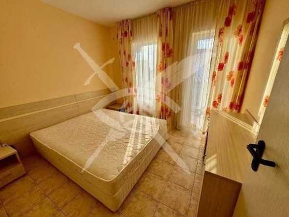 Тристаен апартамент в Свети Влас - 70 кв.м за 751 €/кв.м - Снимка #1