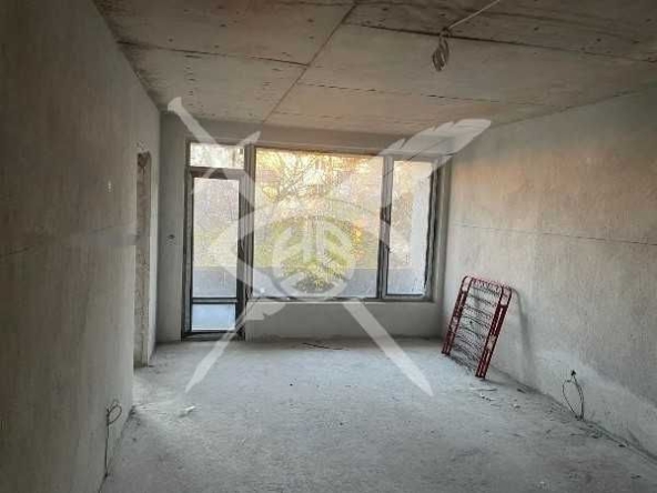 Двустаен апартамент в к.к. Слънчев бряг - 72 кв.м за 482 €/кв.м - Снимка #1