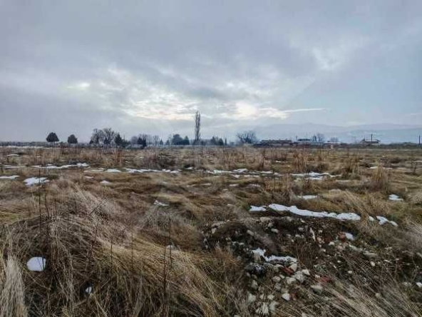 Парцел в Пловдив, Коматево - 3750 кв.м за 28 €/кв.м - Снимка #1