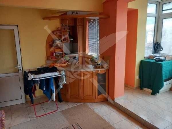 Многостаен апартамент в Айтос - 140 кв.м за 489 €/кв.м - Снимка #1