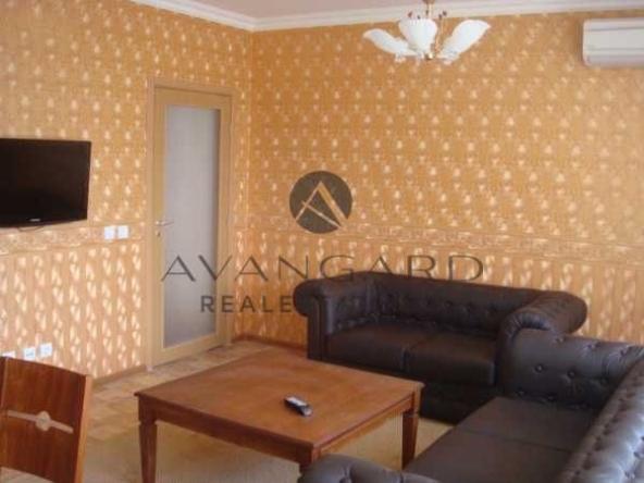 Тристаен апартамент в Пловдив, Кършияка - 112 кв.м за 918 €/кв.м - Снимка #1