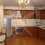 Дава се под наем Многостаен апартамент в Пловдив, Кършияка - 180 кв.м за 797.64 € - Снимка #1