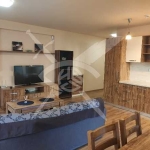 Дава се под наем Тристаен апартамент в Пловдив, Център - 100 кв.м за 648.21 € - Снимка #1