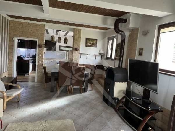 Къща в с. Васил Левски, Област Стара Загора - 150 кв.м за 1115 €/кв.м - Снимка #1