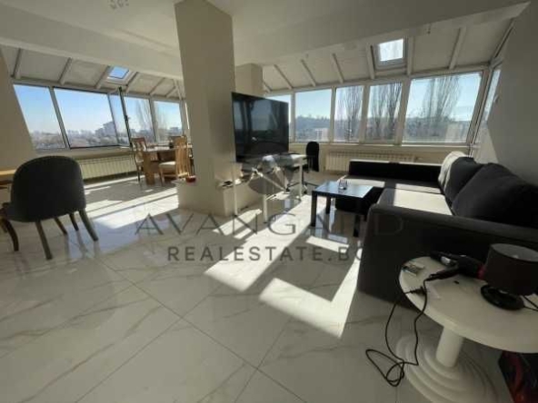 Четиристаен апартамент в Пловдив, Кършияка - 250 кв.м за 918 €/кв.м - Снимка #1