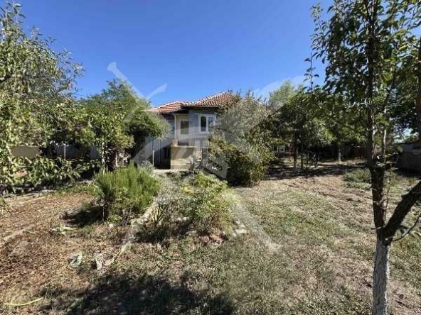 Къща в София, Хладилника - 100 кв.м за 250 €/кв.м - Снимка #1