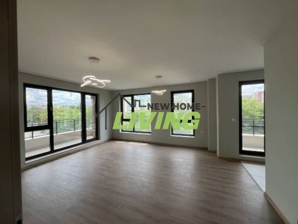 Тристаен апартамент в Пловдив, Христо Смирненски - 140 кв.м за 1275 €/кв.м - Снимка #1