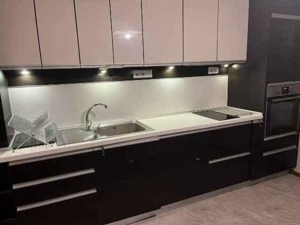 Многостаен апартамент в Пловдив, Южен - 88 кв.м за 1591 €/кв.м - Снимка #1