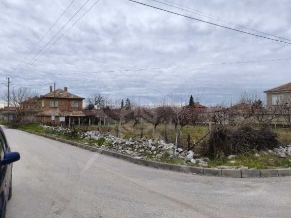 Парцел в с. Катуница, Област Пловдив - 970 кв.м за 42 €/кв.м - Снимка #1