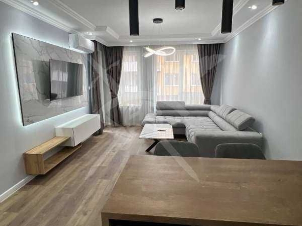 Дава се под наем Двустаен апартамент в Пловдив, Южен - 72 кв.м за 538.56 € - Снимка #1
