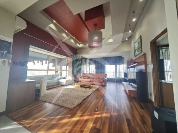 Тристаен апартамент в Несебър - 150 кв.м за 1122 €/кв.м - Снимка #1