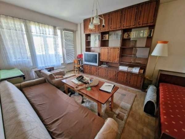 Двустаен апартамент в Пловдив, Южен - 47 кв.м за 1390 €/кв.м - Снимка #1