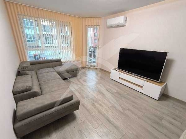Дава се под наем Тристаен апартамент в Пловдив, Остромила - 80 кв.м за 618.12 € - Снимка #1