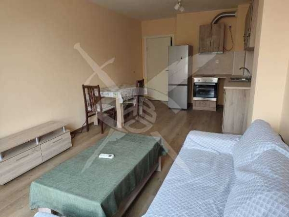 Дава се под наем Двустаен апартамент в Пловдив, Тракия - 70 кв.м за 448.8 € - Снимка #1