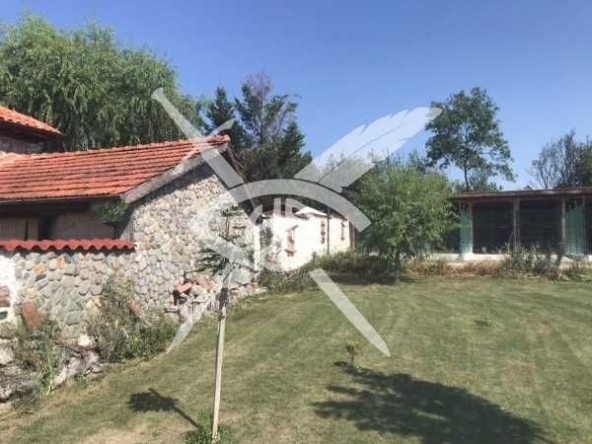 Къща в с. Брягово, Област Пловдив - 200 кв.м за 77 €/кв.м - Снимка #1