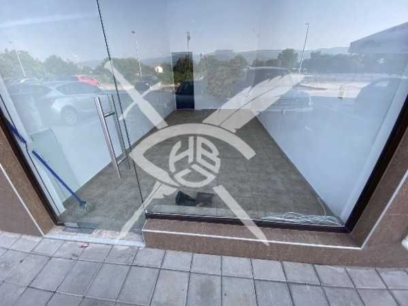 Магазин в Пловдив, Южен - 25 кв.м за 1163 €/кв.м - Снимка #1