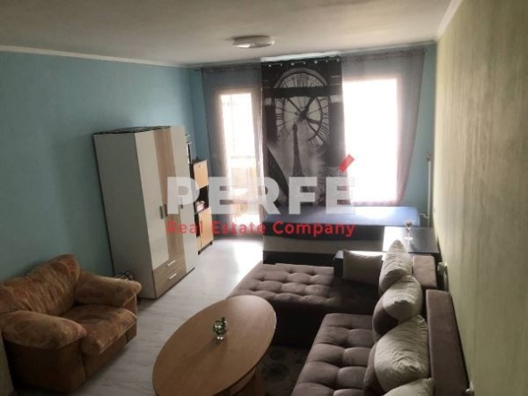 Дава се под наем Двустаен апартамент в Бургас, Лазур - 70 кв.м за 382.5 € - Снимка #1